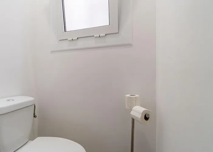 Center 5 * Росас