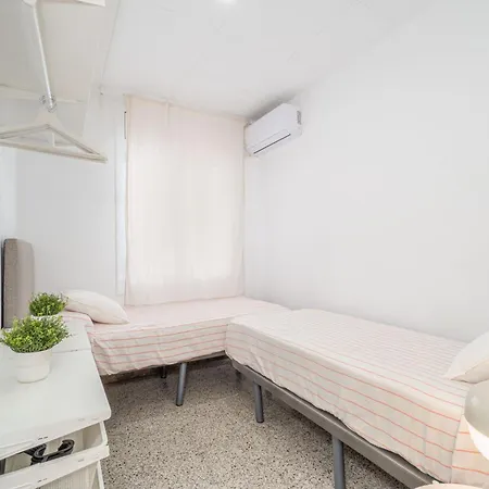 Center 5 Apartment *